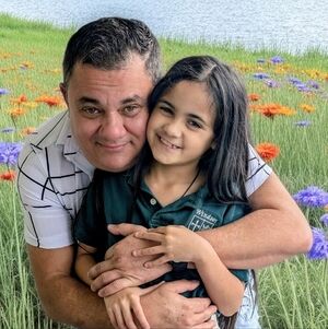 Meet your Posher, Mayrel